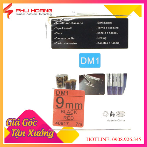 Băng in nhãn Dymo DM-40917 nền đỏ chữ đen là lựa chọn hàng đầu cho việc in nhãn hàng ngày của bạn. Băng in Dymo DM-40917 cho phép bạn in được các nhãn rõ ràng và chất lượng cao, giúp xác định sản phẩm dễ dàng hơn và cải thiện khả năng quản lý sản phẩm của bạn.